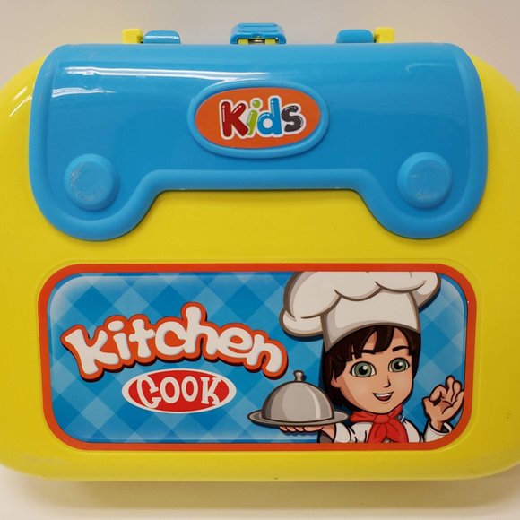 New Portable Mini Toy Kitchen set - Picture 3 of 15